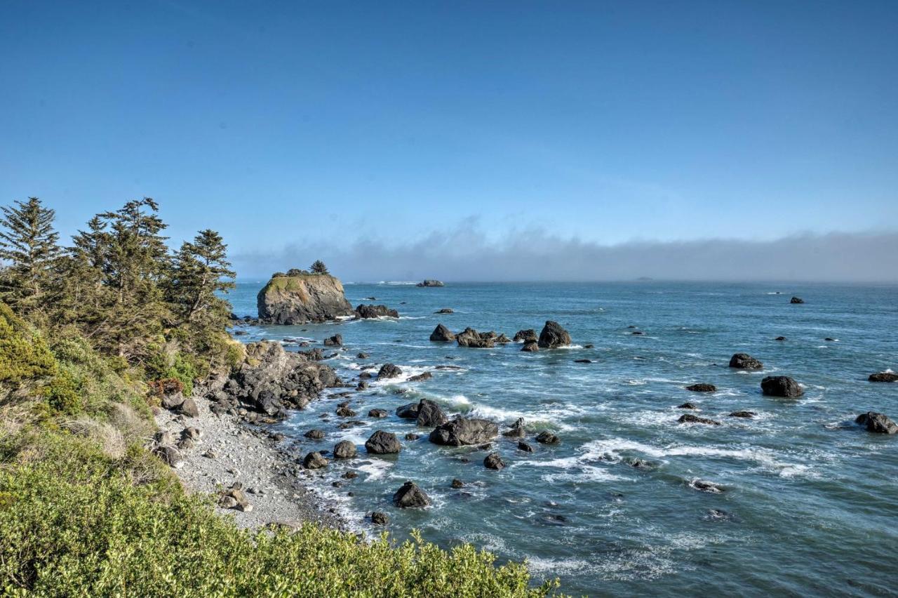 Coastal Getaway By Pebble Beach And Redwoods! Crescent City Luaran gambar